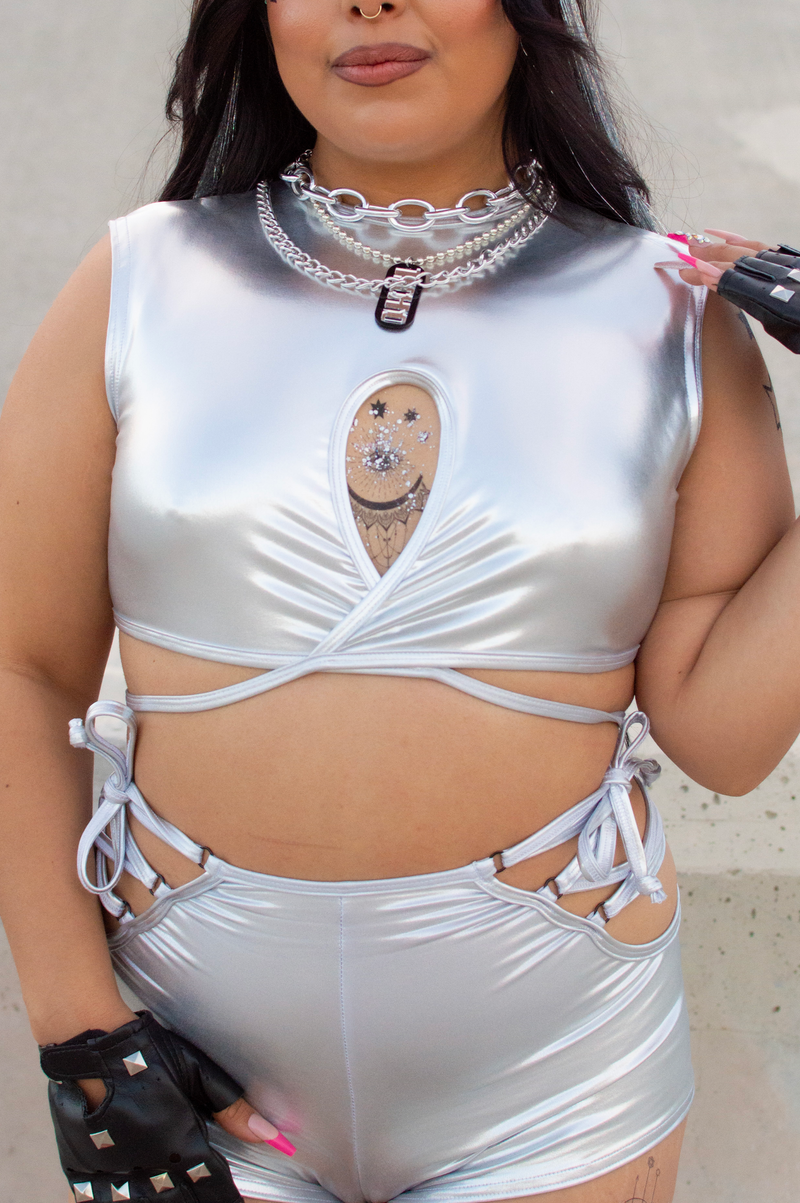 Eclipse Keyhole Top - Metallic Silver