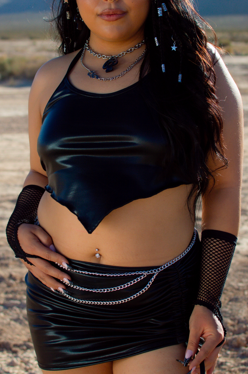 Y2K Crop Top - Metallic Black